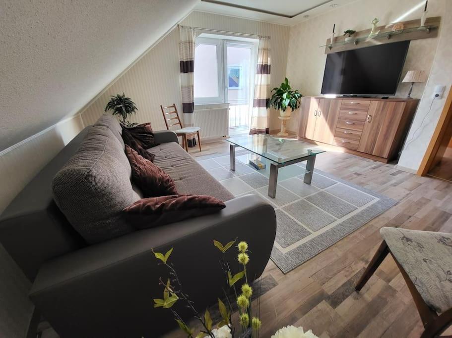 Schoene Wohnung Mit Eigenem Eingang Und Parkplatz Fulda Exteriör bild